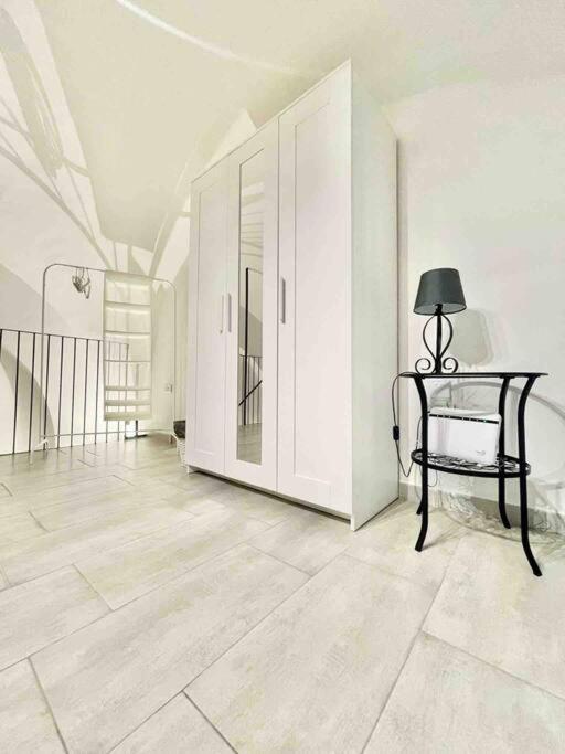Center And Station Apartment Бари Екстериор снимка