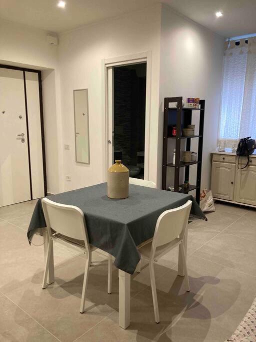 Center And Station Apartment Бари Екстериор снимка